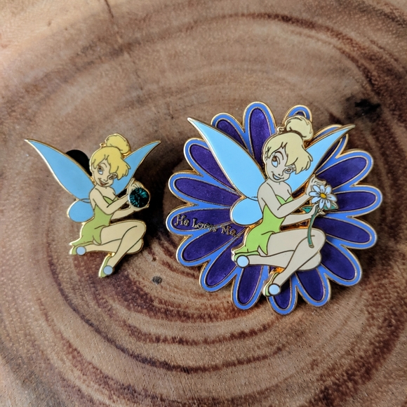 Tinkerbell Collectable Disney Pin Set - Picture 1 of 4